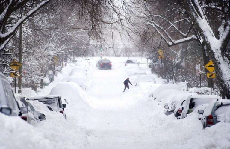 PREPÁRESE: Hasta 25 cms. de nieve caerán este jueves y viernes en Montréal
