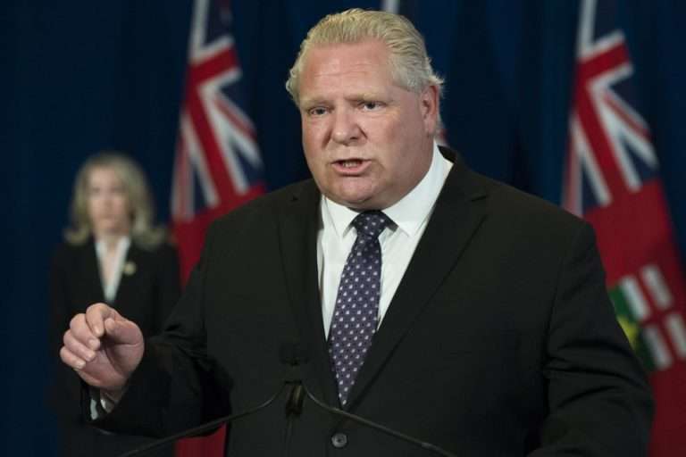 Las restricciones en Toronto podrían volverse más estrictas: Ford